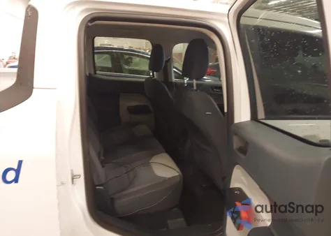 2023 Ford Maverick Xlt z USA, uszkodzony, nr VIN 3FTTW8F97PRA99541